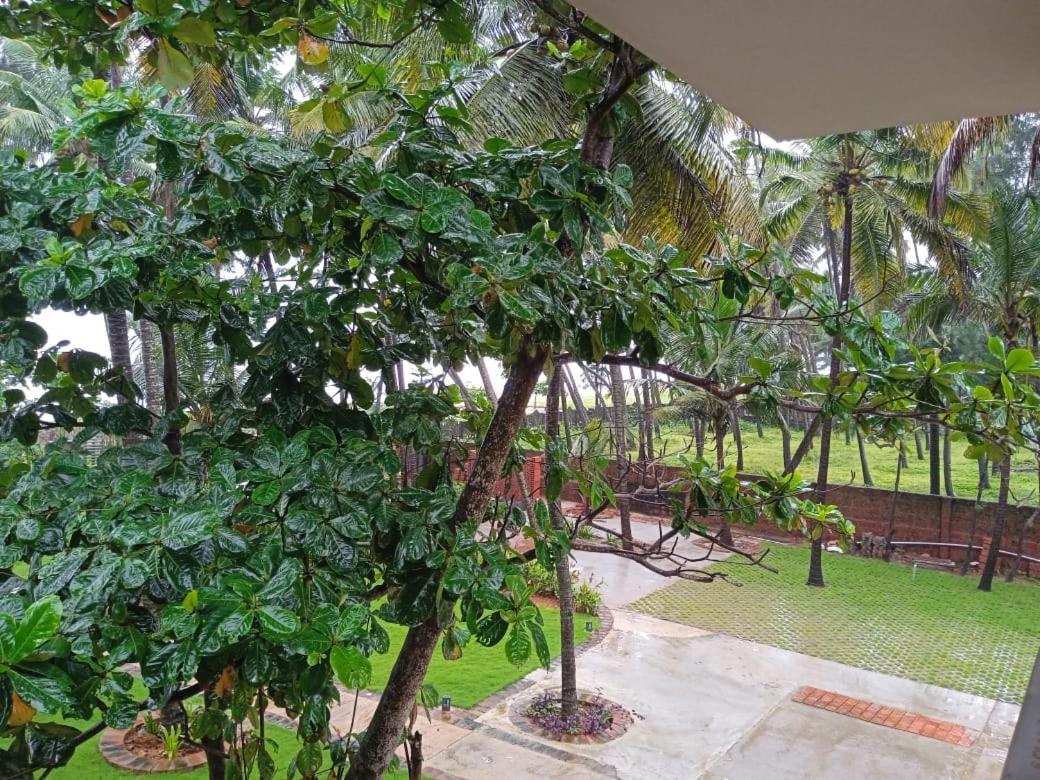 Uva Sands Beach Resort Kundapura Buitenkant foto